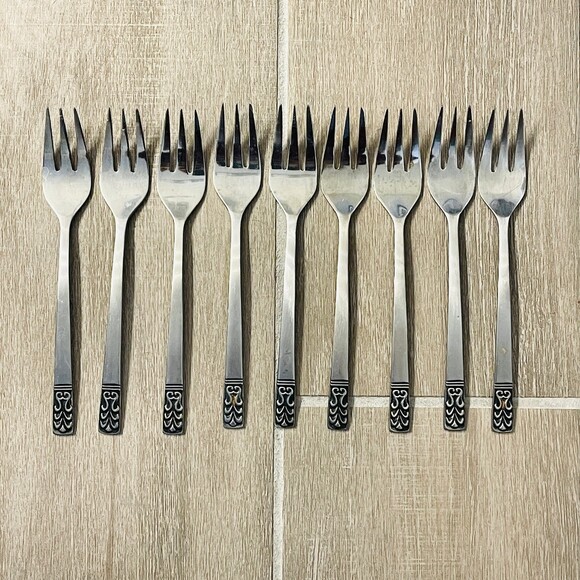 Vintage J.H. Carlyle Stainless Steel Cameo 14pc MCM Flatware 60s - Picture 3 of 9